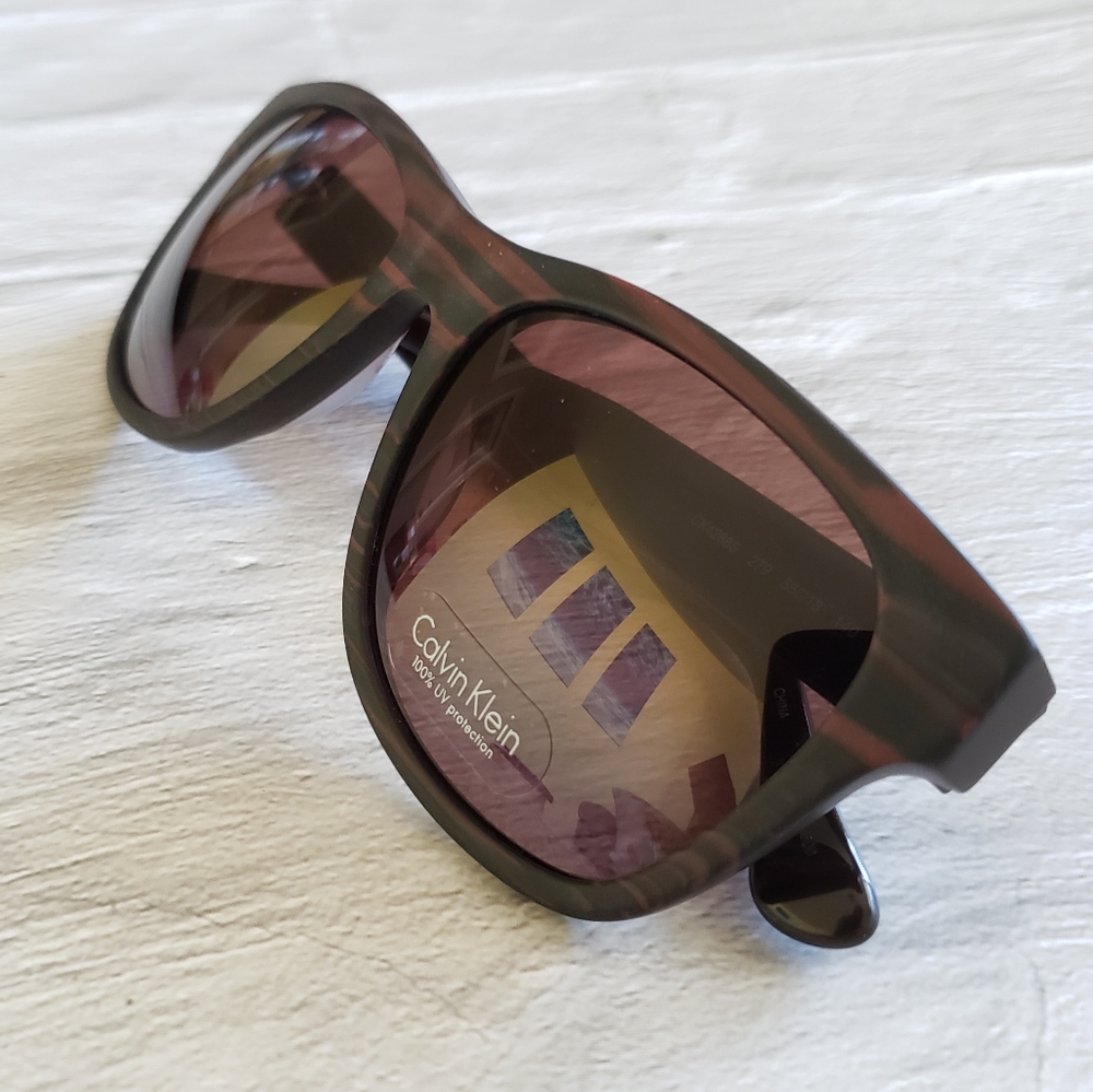 NWOT Calvin Klein Sunglasses